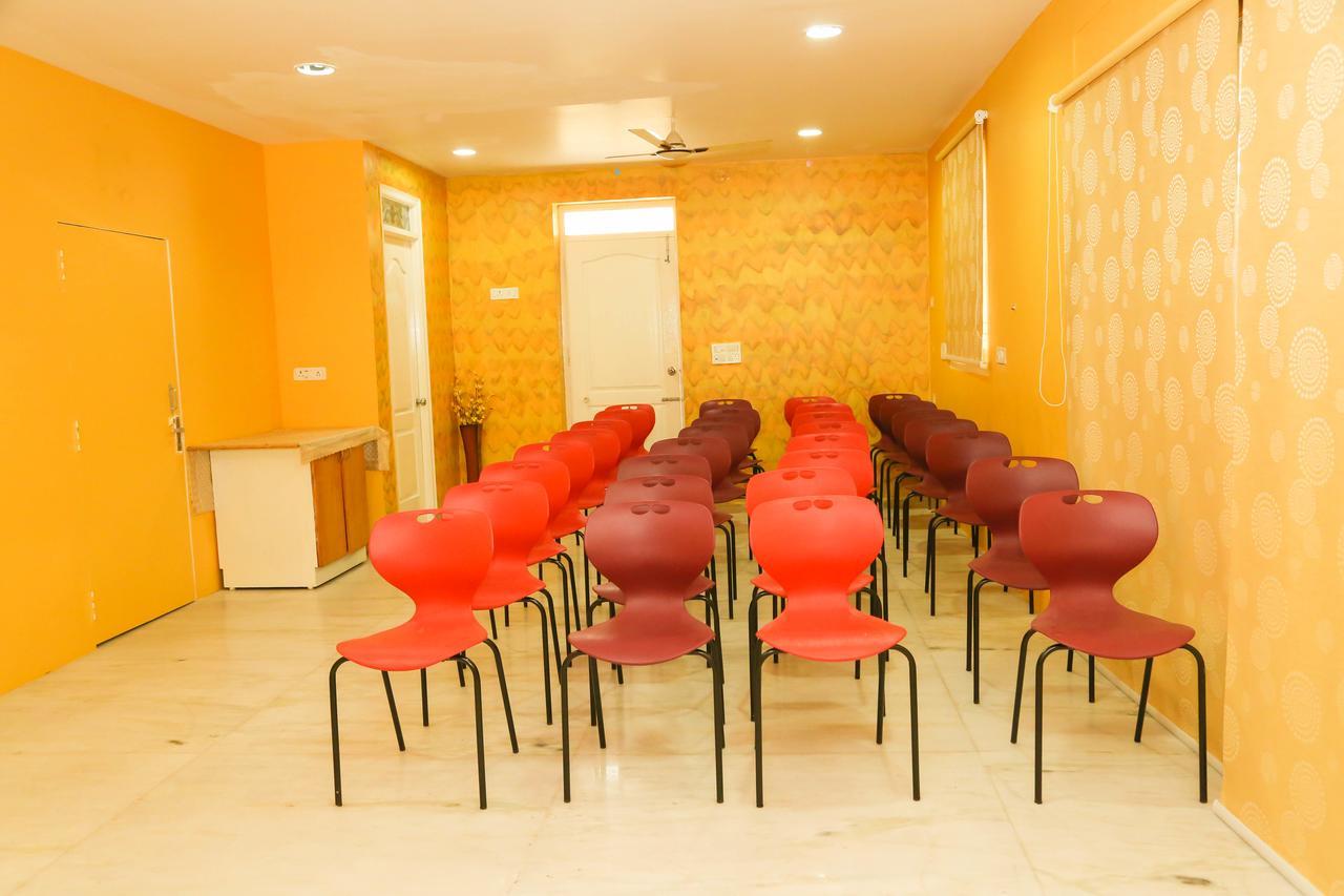 Hotel Oyo 8486 Near Railway Station Tirupati Exterior foto