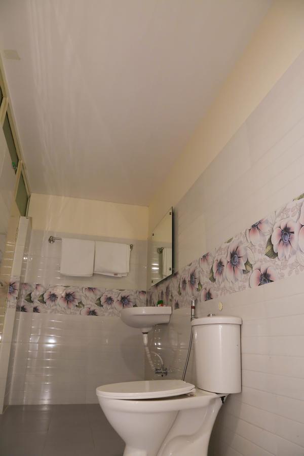 Hotel Oyo 8486 Near Railway Station Tirupati Exterior foto