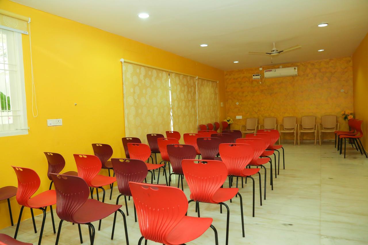 Hotel Oyo 8486 Near Railway Station Tirupati Exterior foto