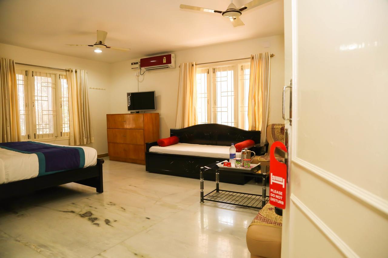 Hotel Oyo 8486 Near Railway Station Tirupati Exterior foto