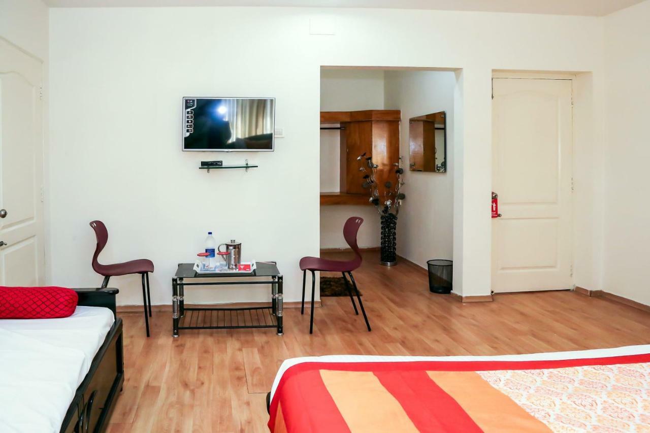 Hotel Oyo 8486 Near Railway Station Tirupati Exterior foto